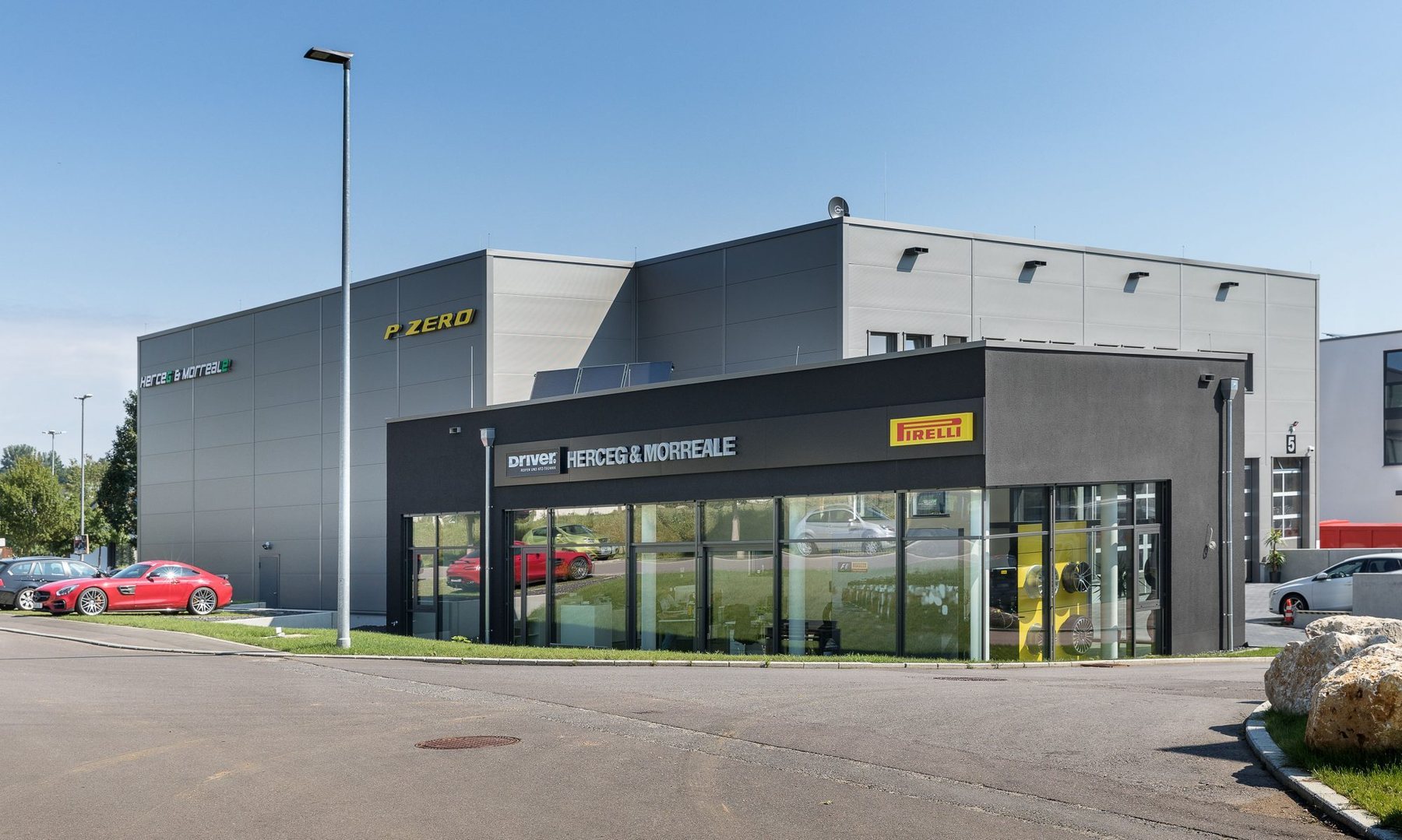 Das Driver Center Wernau von außen — moderner Neubau von 2017